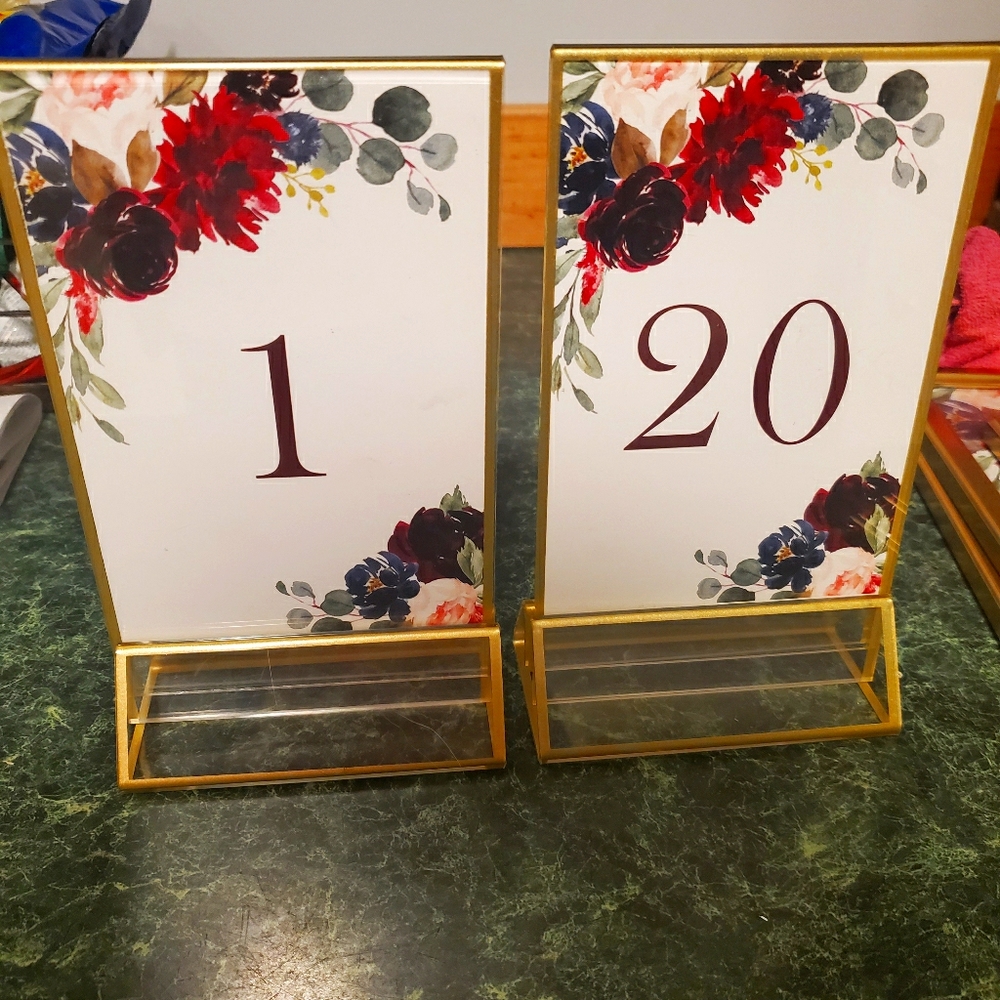 20 gold table numbers